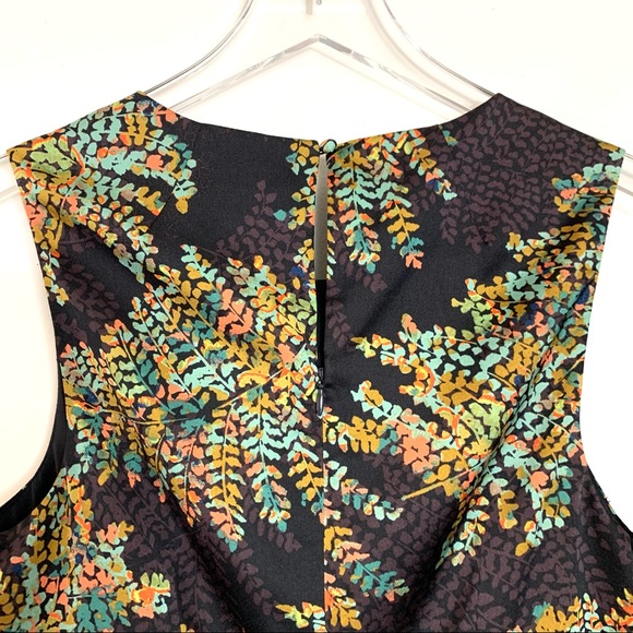 The Limited Lined Shift Dress - Picture 5 of 12